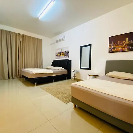 Alyn Home Kluang I Netflix Wifi Coway Exterior photo